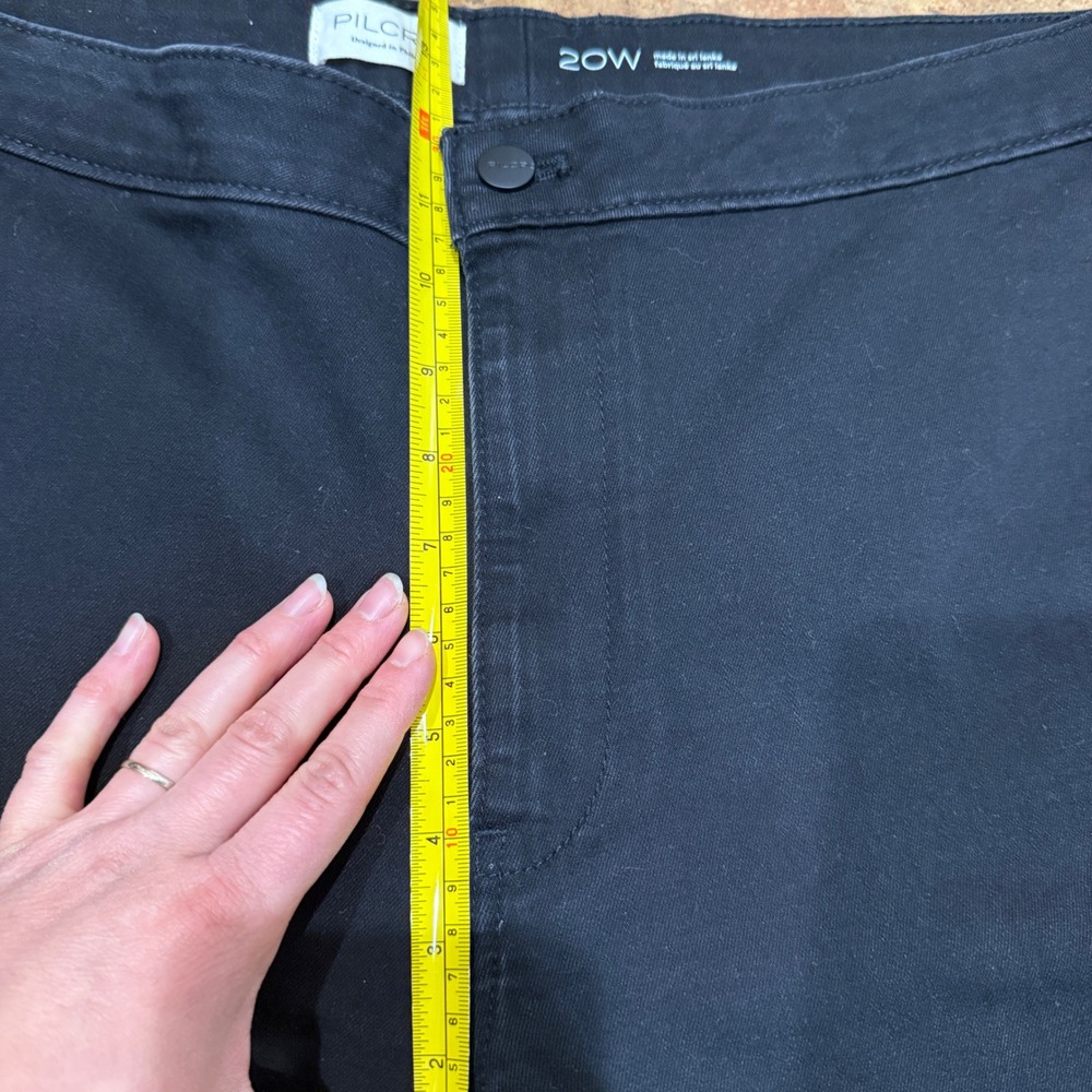Pilcro Black High Rise Flare Jeans Womens Size 20W Stretch Denim Closet Staple - Picture 5 of 12